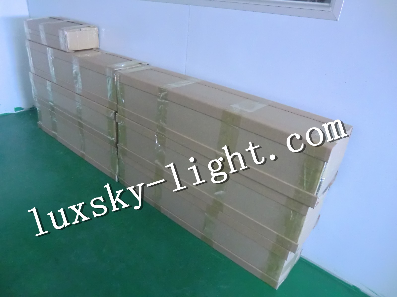 LED Linear lamps.JPG